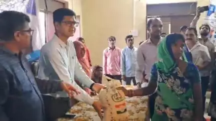 किशनगंज: किशनगंज विधानसभा में राष्ट्रीय अनुसूचित जनजाति आयोग के संयुक्त सचिव अमित निर्मल ने शिविरों का किया निरीक्षण
