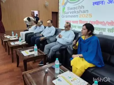 बेगूसराय: प्रेक्षागृह सह आर्ट गैलरी में लोहिया स्वच्छ बिहार अभियान को लेकर कार्यशाला का आयोजन