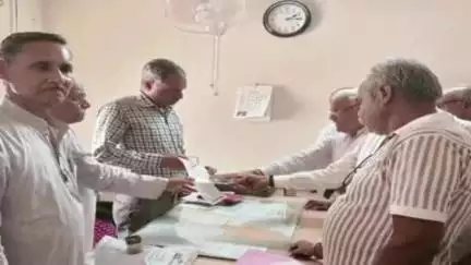 मांगरौल: भारतीय किसान संघ चितौड़ प्रांत ने मांगरोल में तहसीलदार को मुख्यमंत्री के नाम सौंपा ज्ञापन