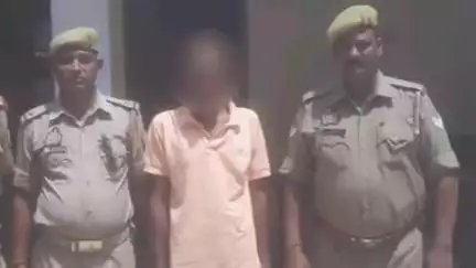 गोंडा: इटियाथोक पुलिस ने चोरी की बाइक के साथ एक अभियुक्त को गिरफ्तार किया