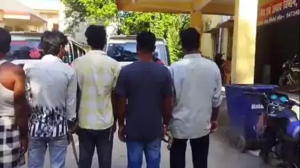 मधेपुरा: मद्य निषेध विभाग की बड़ी कार्रवाई, स्मैक बरामद, 7 लोग गिरफ्तार