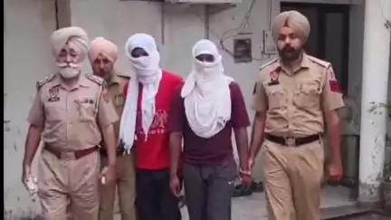 ਪੁਲਿਸ ਨੇ 2 ਨਸ਼ਾ ਤਸਕਰਾਂ ਨੂੰ 75 ਗ੍ਰਾਮ ਹੈਰੋਇਨ, ਨਜਾਇਜ਼ ਹਥਿਆਰ ਅਤੇ ਡਰੱਗ ਮਨੀ ਸਮੇਤ ਕੀਤਾ ਕਾਬੂ : ਐਸਐਸਪੀ