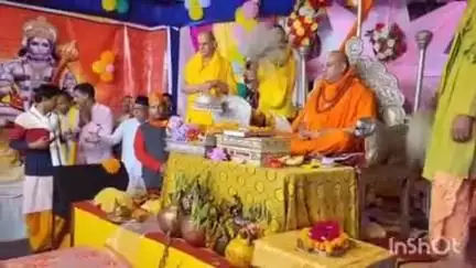 रानीखेत: कांग्रेस प्रदेशाध्यक्ष करन माहरा ने पंचेश्वर महादेव मंदिर रानीखेत में चल रहे वार्षिकोत्सव कार्यक्रम में की शिरकत