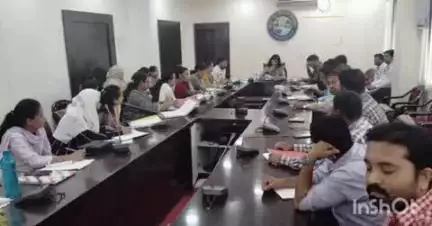 लातूर: मनपाच्या आरोग्य विभागाचा आयुक्तांनी घेतला आढावा; नागरिकांना दर्जेदार आरोग्य सुविधा देण्याचा प्रयत्न: आयुक्त मानसी मिना