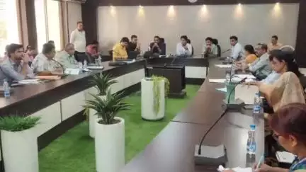 बालाघाट: कलेक्टर कार्यालय में जिला स्तरीय वन अधिकार समिति की बैठक संपन्न, पट्टा वितरण पर हुई चर्चा