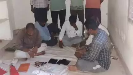 మెదక్: పేకాట స్థావరం పై టాస్క్ ఫోర్స్ పోలీసుల మెరుపు దాడి :  జిల్లా ఎస్పీ శ్రీనివాస రావు