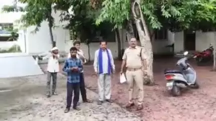 खंडवा: छैगाँवमाखन में सड़क हादसे में घायल बुजुर्ग की खंडवा जिला अस्पताल में इलाज के दौरान मौत