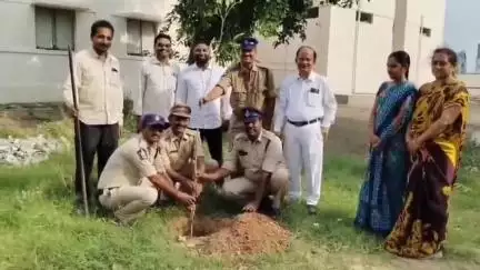 కనిగిరి: పర్యావరణ పరిరక్షణ కోసం ప్రతి ఒక్కరూ మొక్కలు నాటాలి: కనిగిరి మున్సిపల్ చైర్మన్ అబ్దుల్ గఫార్