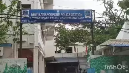 রাজারহাট: নাবালিকাকে যৌন হেনস্থার অভিযোগ প্রতিবেশী বৃদ্ধের বিরুদ্ধে , নিউ ব্যারাকপুর থানায় লিখিত অভিযোগ দায়ের