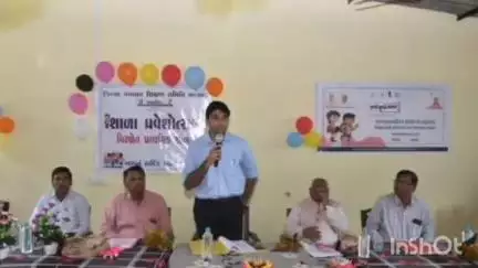 કપરાડા: કપરાડા તાલુકાની વિરક્ષેત્ર પ્રાથમિક શાળામાં કલેક્ટરની અધ્યક્ષતામાં પ્રવેશોત્સવ ઉજવાયો