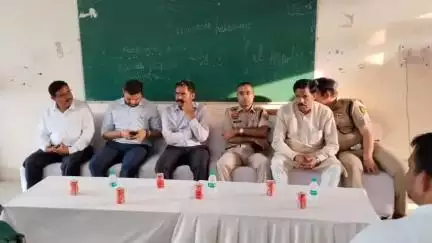 नूह: नशा मुक्ति अभियान को लेकर नूंह डीसी ने खानपुर घाटी में सरपंचों के साथ की अहम बैठक