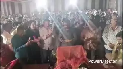 उमरेठ: सांसद बंटी साहू पदयात्रा कर सांवरी बाजार पहुंचे, सांवरी बाजार में करेंगे रात्रि विश्राम