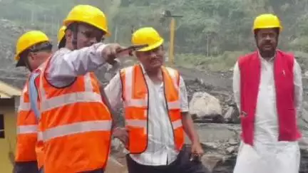 बेरमो: करगली: सीसीएल बी एंड के क्षेत्र के माइंस का सीसीएल रीजन के कार्यकारी अध्यक्ष के नेतृत्व में हुआ निरीक्षण
