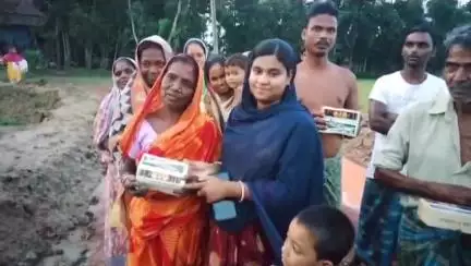 কেশপুর: মুখ্যমন্ত্রীর পাঠানো জগন্নাথ মন্দিরের প্রসাদ নিয়ে ছুতারগেড়িয়ায় গ্রামে গ্রামে প্রধান
