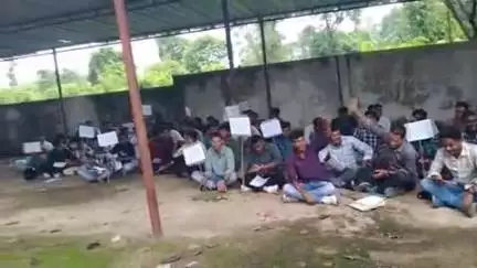 सुकमा: सुकमा जिला मुख्यालय में छात्रों ने विभिन्न मांगों को लेकर कलेक्ट्रेट का किया घेराव