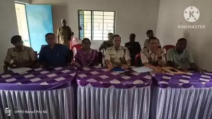 बरकट्ठा: मोहर्रम को लेकर बरकट्ठा थाना में शांति समिति की बैठक आयोजित