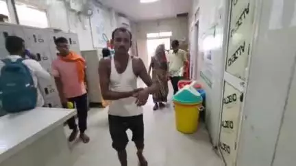 काको: मारपीट में पिता को बचाने गए बड़े बेटे को छोटे भाई ने मारपीट कर किया घायल