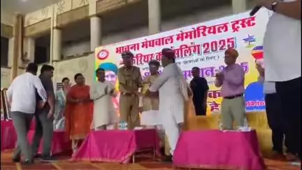 बीकानेर: गंगाशहर में केंद्रीय मंत्री ने 10वीं और 12वीं में 70 प्रतिशत से अधिक अंक हासिल करने वाले विद्यार्थियों को किया सम्मानित