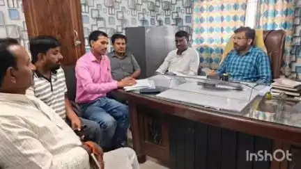 चौथम: चौथम प्रखंड में बैठक आयोजित, बीडीओ ने स्वच्छता कर्मियों को दिए कई निर्देश