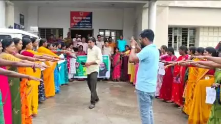 इचाक: इचाक में नशा मुक्ति जागरूकता रैली निकाली गई, ब्लॉक कार्यालय से थाना तक गूंजा संदेश