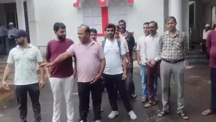 कटनी नगर: पीएम आवास के हितग्राही दोहरी मार झेलने को मजबूर, रोशन नगर एनकेजे का मामला