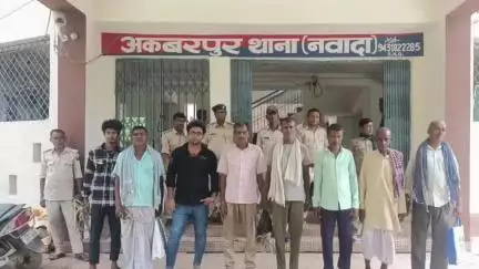 अकबरपुर: अकबरपुर पुलिस ने विभिन्न स्थानों पर छापेमारी कर 8 अभियुक्तों को गिरफ्तार किया, भेजा न्यायालय