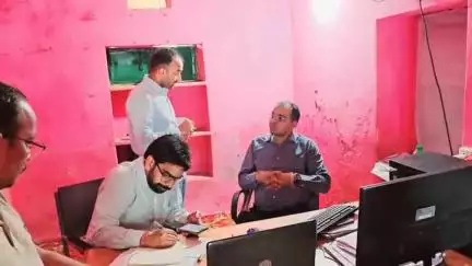 लहार: एसडीएम लहार ने किया लोक सेवा केंद्र आलमपुर व लहार का निरीक्षण, दोनों केंद्रों पर मिली गंभीर अनियमितताएं