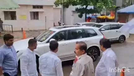 अलिबाग: आरोग्य राज्यमंत्री मेघना बोर्डीकर यांनी घेतली जिल्हा रुग्णालयाची झाडाझडती