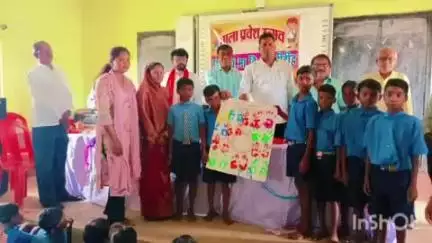 मगरलोड: ग्राम अमलीडीह में नव निर्मित आंगनबाड़ी केंद्र में एक भवन का लोकार्पण एवं शाला प्रवेश उत्सव कार्यक्रम सम्पन्न हुआ