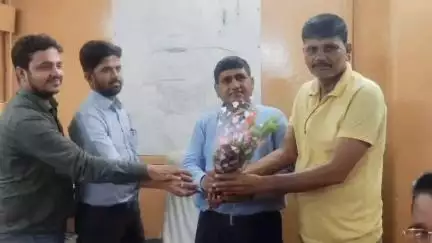 बाघमारा/कतरास: चेतुडीह कोलियरी पदाधिकारी कार्यालय में यूनियन अंगार पथरा एवं गजलीटांड़ कोलियरी की समस्या पर हुई वार्ता