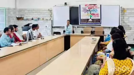 भुंतर: राजकीय महाविद्यालय हरिपुर में नशा मुक्त भारत पखवाड़ा अभियान के अंतर्गत 'नशामुक्त जीवन' कार्यशाला का आयोजन हुआ