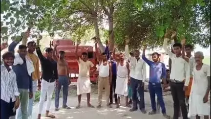 सहसवान: दहगवाँ ब्लॉक क्षेत्र के गाँव असलौर में 15 दिन से फुका पड़ा ट्रांसफार्मर, नहीं हुई कोई सुनवाई