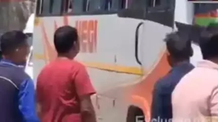 टिहरी: ऋषिकेश-श्रीनगर नेशनल हाईवे पर मूल्यागांव के पास एक बस और कार की जोरदार भिड़ंत, कार सवार 3 लोग गंभीर घायल