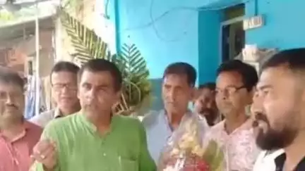 খড়গপুর ১: নবনির্বাচিত INTTUC জেলা সভাপতিকে সম্বর্ধনা জানালো খড়গপুর ২৫ নম্বর ওয়ার্ড