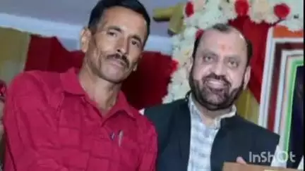 पालमपुर: पालमपुर के पूर्व विधायक प्रवीण कुमार ने आदि हिमानी चामुंडा मंदिर तक सोलर लाइट पहुंचने वाले लोगों को किया सम्मानित