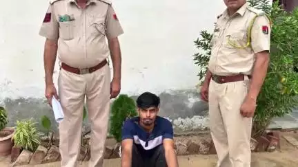 चिड़ावा: मंड्रेला में ऑपरेशन रोमियो के तहत छात्राओं को परेशान करने वाले मनचले को गिरफ्तार, पिकअप वाहन किया ज़ब्त