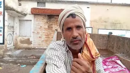 रामपुर निवासी रंधीर यादव पत्नी प्रभा यादव की आकाशीय बिजली गिरने से दर्द मौत हो गई