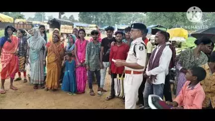 मोहला मानपुर अम्बागढ़ चौकी जिले के जनजातीय क्षेत्रों में पुलिस ने चलाया जागरूकता अभियान