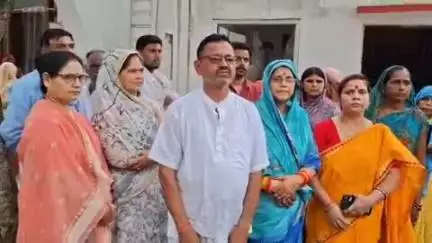 इटावा: दादरपुरा में ब्राह्मण बताकर भागवत करने पहुंचे भागवताचार्य और सहायक पर परीक्षित की तहरीर पर धोखाधड़ी का मुकदमा दर्ज