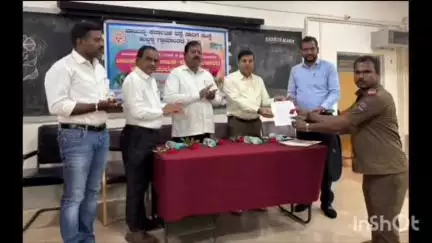 ಹುಬ್ಬಳ್ಳಿ ನಗರ: ಸಾರಿಗೆ ಸಿಬ್ಬಂದಿ ಸಮರ್ಪಕ ಕೆಲಸದೊಂದುಗೆ ಉತ್ತಮ ಬದುಕು ಕಟ್ಟಿಕೊಳ್ಳಬೇಕು: ನಗರದಲ್ಲಿ ಸಾರಿಗೆ ಅಧಿಕಾರಿ ಗಣೇಶ್ ರಾಠೋಡ