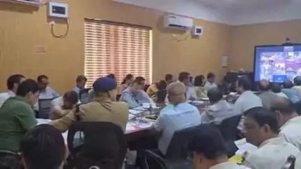 रुद्रपुर: मुख्यमंत्री धामी ने वर्चुअल माध्यम से की सीएम हेल्पलाइन की समीक्षा, जिले के अधिकारियों को दिए निर्देश