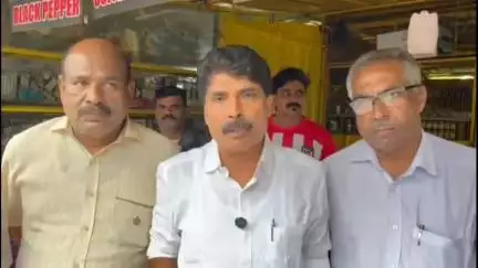 വെെത്തിരി: ദുരന്തബാധിതരായ ആളുകൾക്കെതിരെ കേസെടുത്ത നടപടി യുദ്ധപ്രഖ്യാപനം എന്ന് ടി സിദ്ദിഖ് എംഎൽഎ ചൂരൽ മലയിൽ പറഞ്ഞു