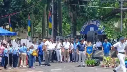 কলকাতা: কলকাতা পুলিশের বডিগার্ড লাইনে আন্তর্জাতিক মাদক বিরোধী ও বেআইনি পাচার প্রতিরোধ দিবস পালন, উপস্থিত মন্ত্রী সহ অন্যরা