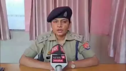कासगंज: नदरई गांव से घर के बाहर खड़ी बाइक हुई चोरी, अज्ञात चोर के खिलाफ एफआईआर दर्ज