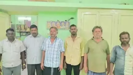 உளுந்தூர்பேட்டை: திருநாவலூர் சார்-பதிவாளர் அலுவலகத்தில் தவறான ஆவணங்களை கொண்டு சார்பதிவாளரை மிரட்டிய அதிமுக நிர்வாகி உட்பட 22 பேர் மீது வழக்கு