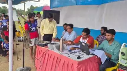 मोतिहारी: मोतिहारी के पुलिस लाइन में चल रही होमगार्ड की बहाली प्रक्रिया का एडीएम ने किया निरीक्षण