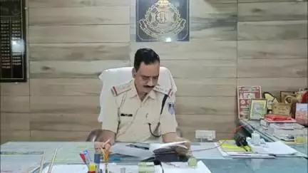 कोतवाली थाना टीआई को जबलपुर हाई कोर्ट ने सुनाई अनोखी सजा, चित्रकूट में लगाने होंगे एक हजार फलदार वृक्ष