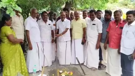 ஆரணி: கோட்டைமேற்கு பகுதியில் இருண்ட இடத்தில் ஒளிவிளக்கு
