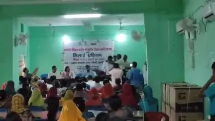 गोगरी: गोगरी में 15 दिवसीय सिलाई प्रशिक्षण कार्यक्रम शुरू, डीडीसी ने किया उद्घाटन