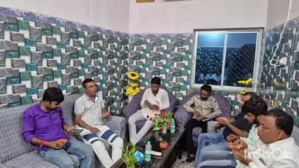 গঙ্গাজলঘাটি: দুর্লভপুরে জেলাINTTUC সভাপতি রথীন ব্যানার্জির সঙ্গে সৌজন্য সাক্ষাৎ করলেন নবনির্বাচিত জেলা যুব তৃণমূল সভাপতি সঞ্জয় মন্ডল